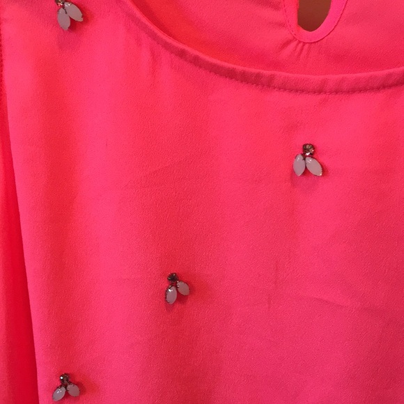 Gianni Bini Peplum Top - Picture 2 of 3